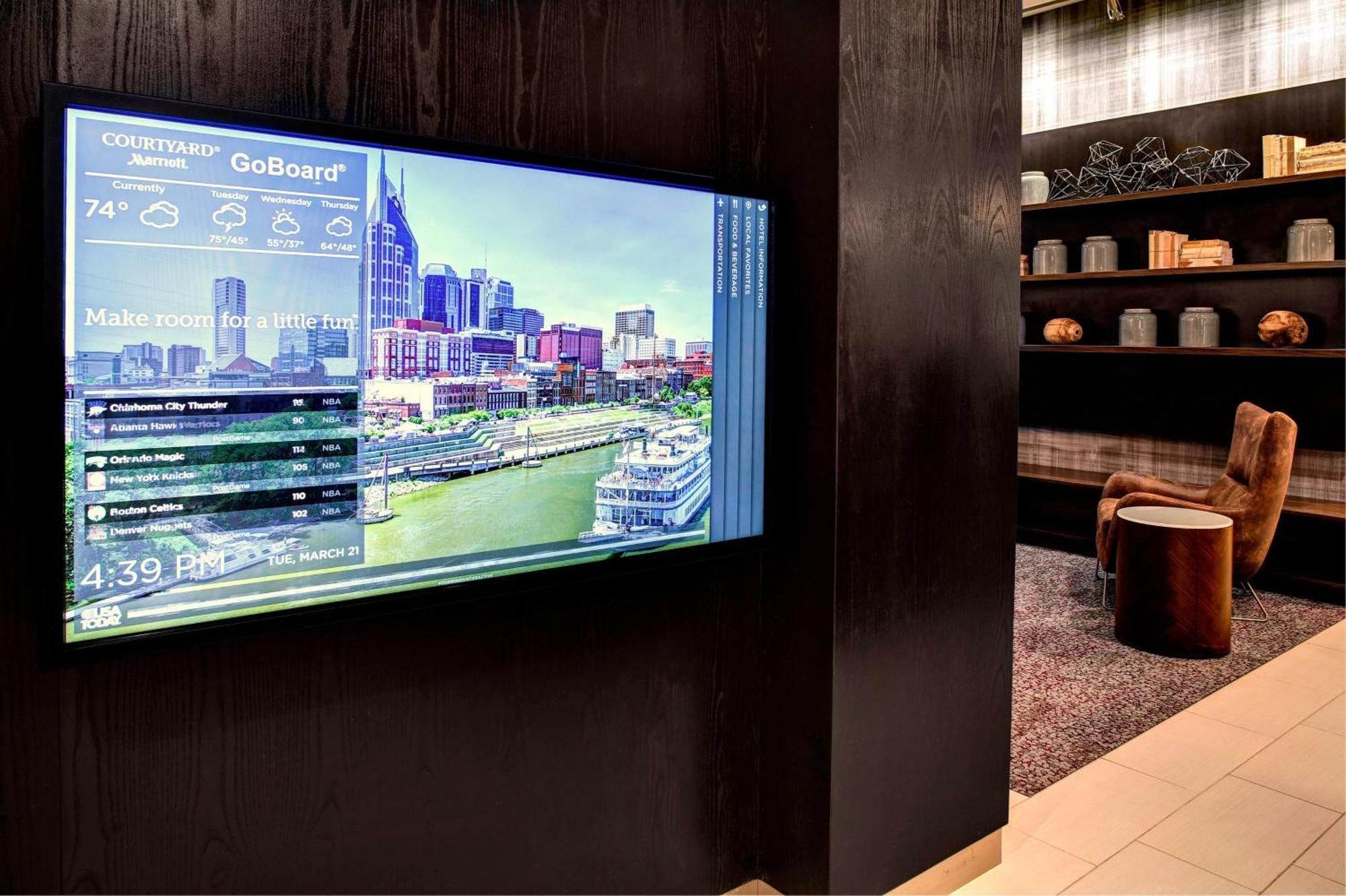 Courtyard By Marriott Nashville 4*