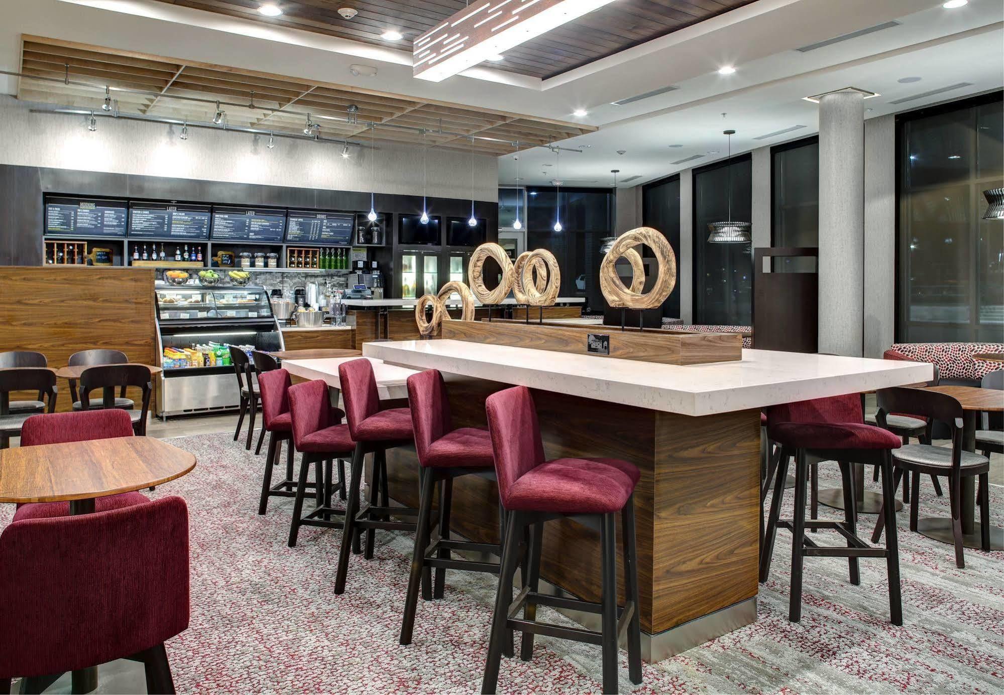 Courtyard By Marriott Nashville Hotel 4*